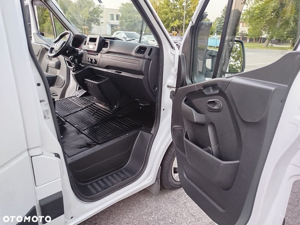 Renault Master - 10
