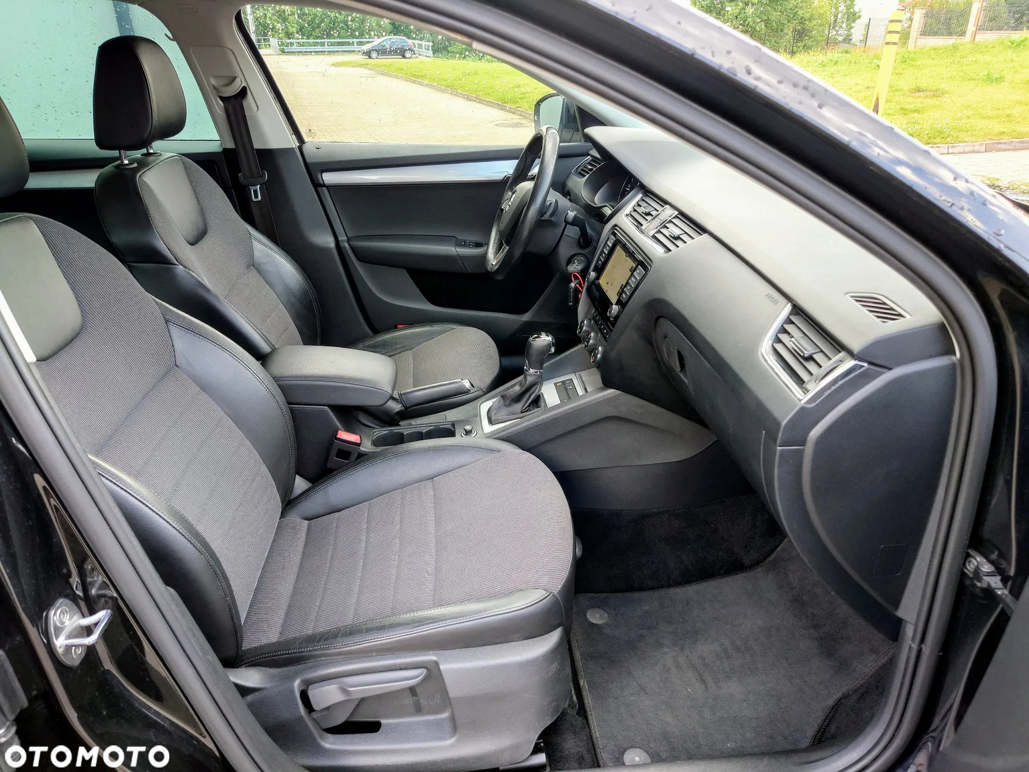 Skoda Octavia 2.0 TDI (Green tec) DSG Style - 9