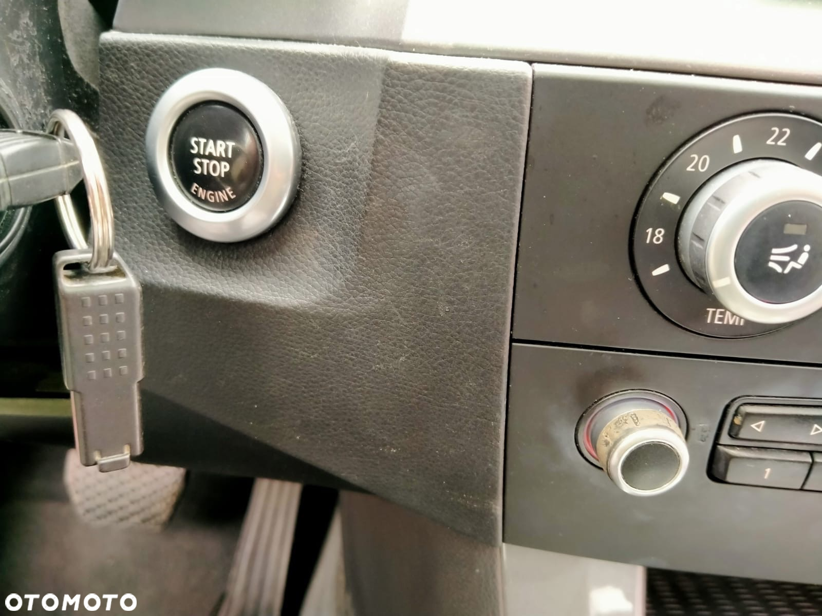 BMW Seria 5 525d - 23