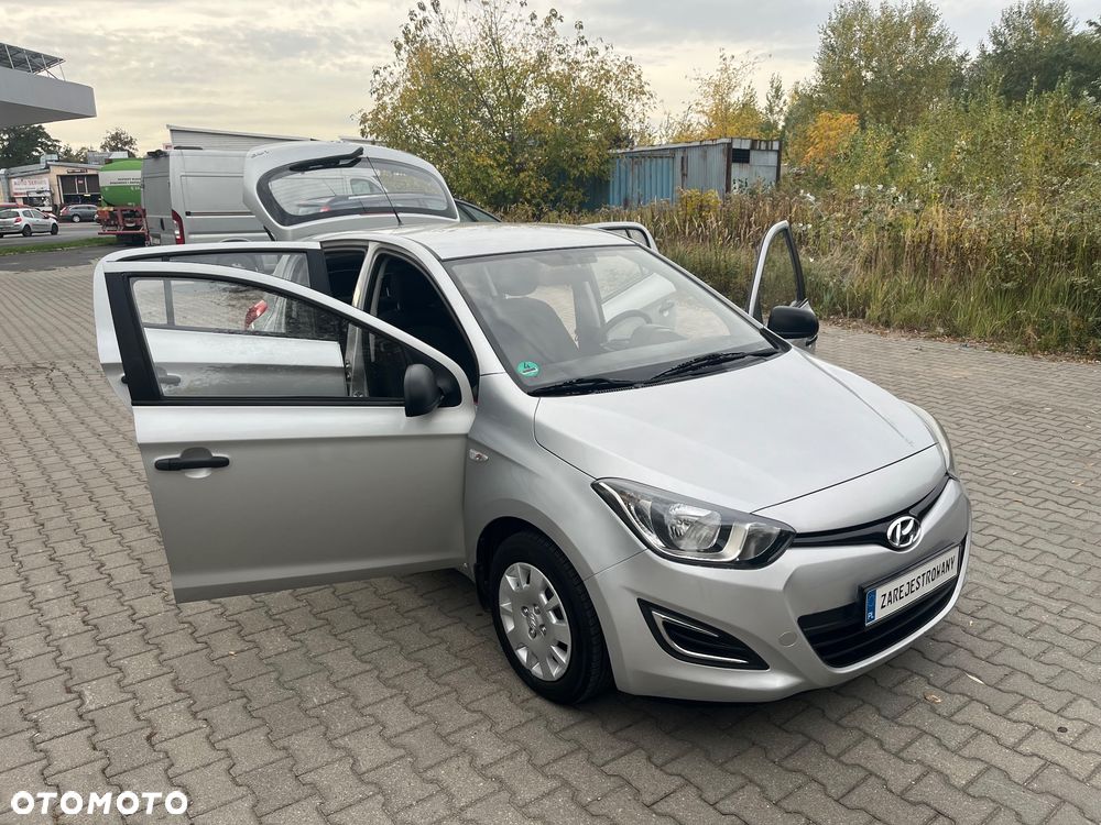 Hyundai i20 - 22