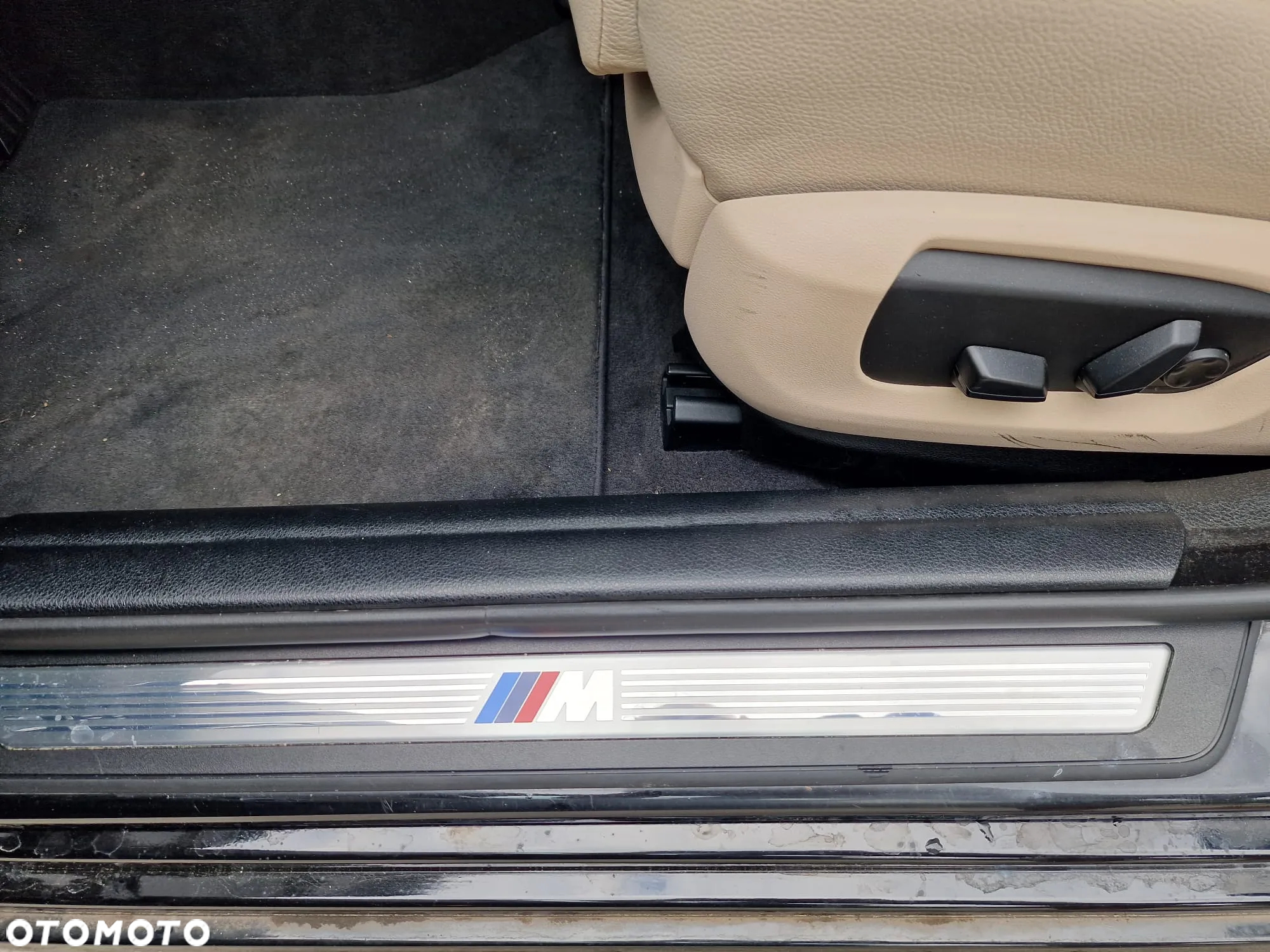 BMW Seria 5 525d xDrive Touring Sport-Aut Luxury Line - 14