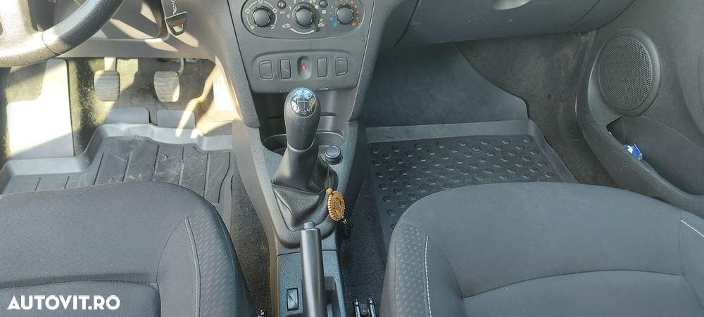 Dacia Logan 1.0 SCe Ambiance - 9