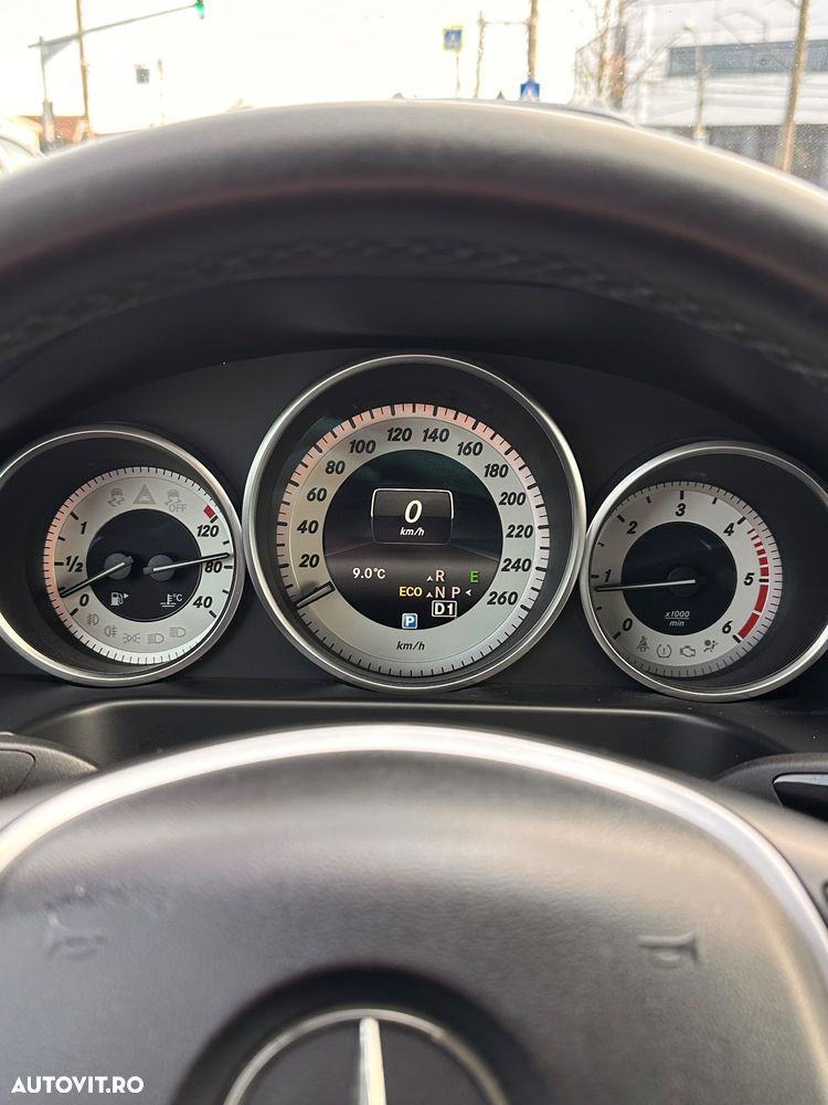 Mercedes-Benz E 200 BlueTEC 7G-TRONIC Elegance - 22