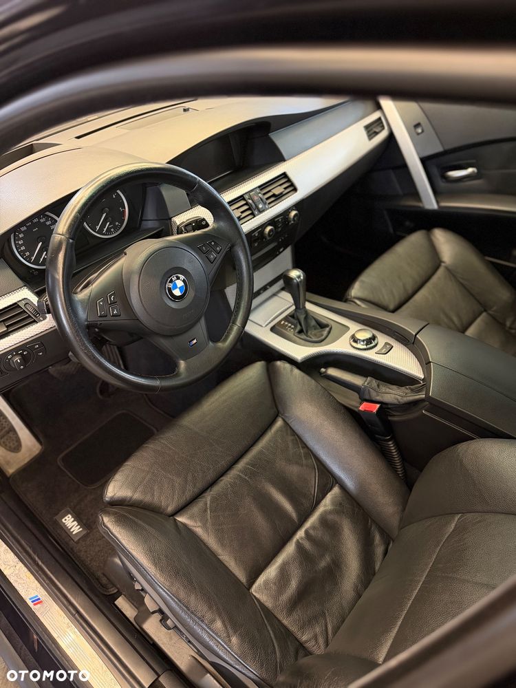 BMW Seria 5 535d - 24