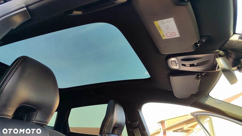 Volvo V40 D3 Momentum - 29