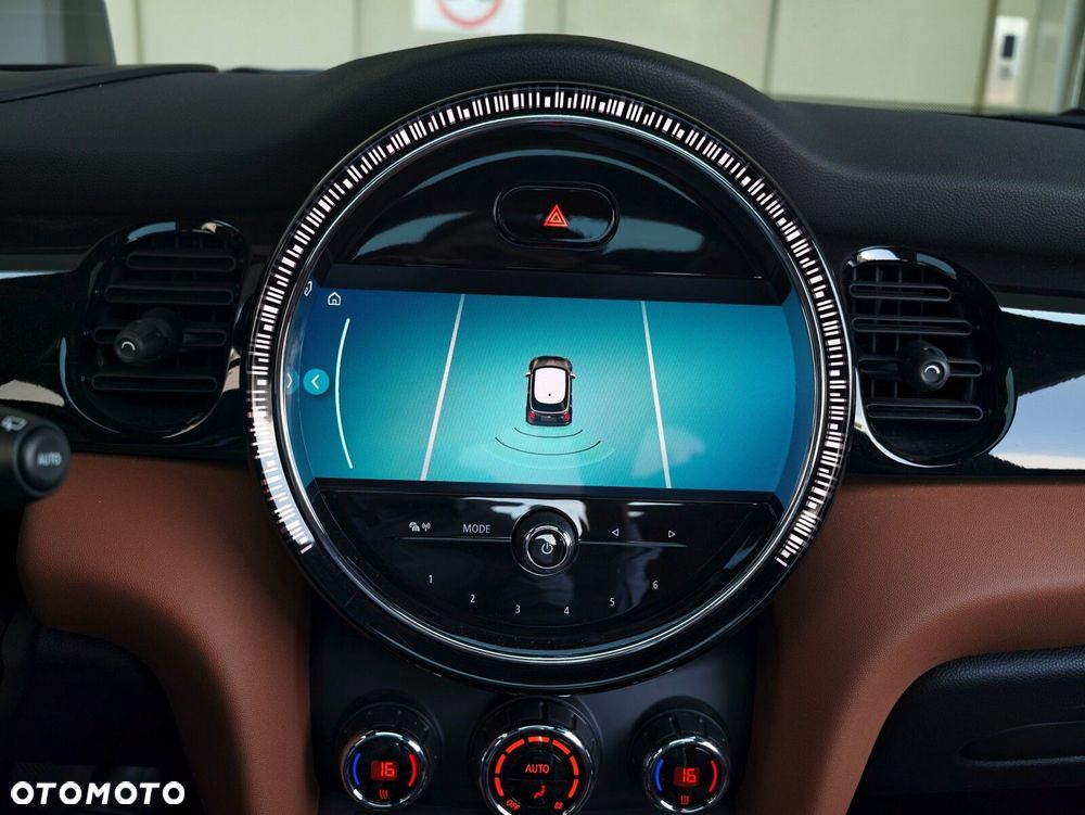 MINI Cooper S Classic Trim - 17