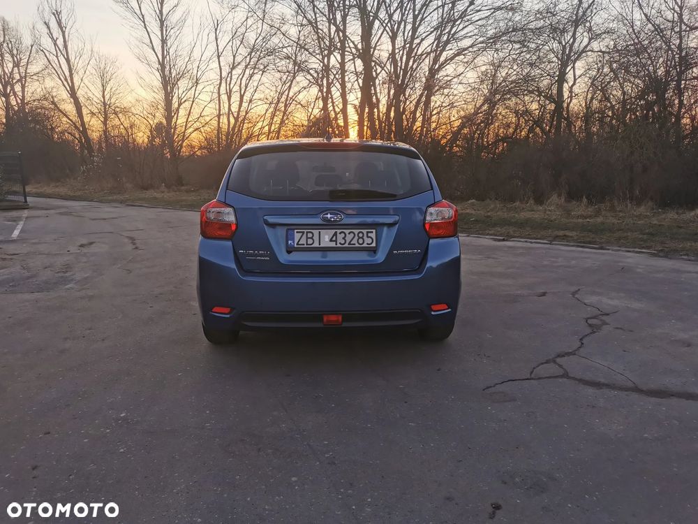 Subaru Impreza - 8