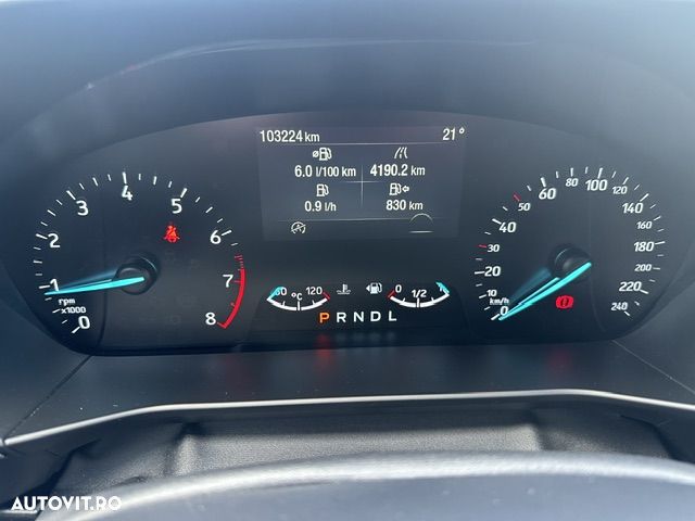 Ford Focus 1.0 EcoBoost Titanium - 26