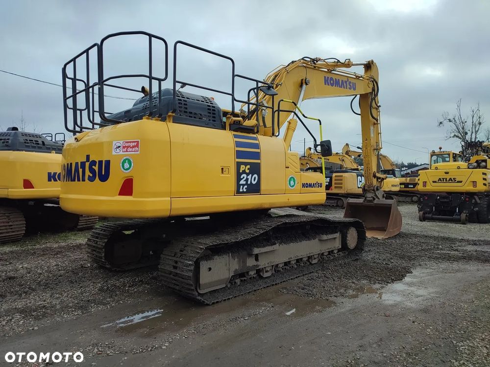 Komatsu PC 210 LC-11 - 5