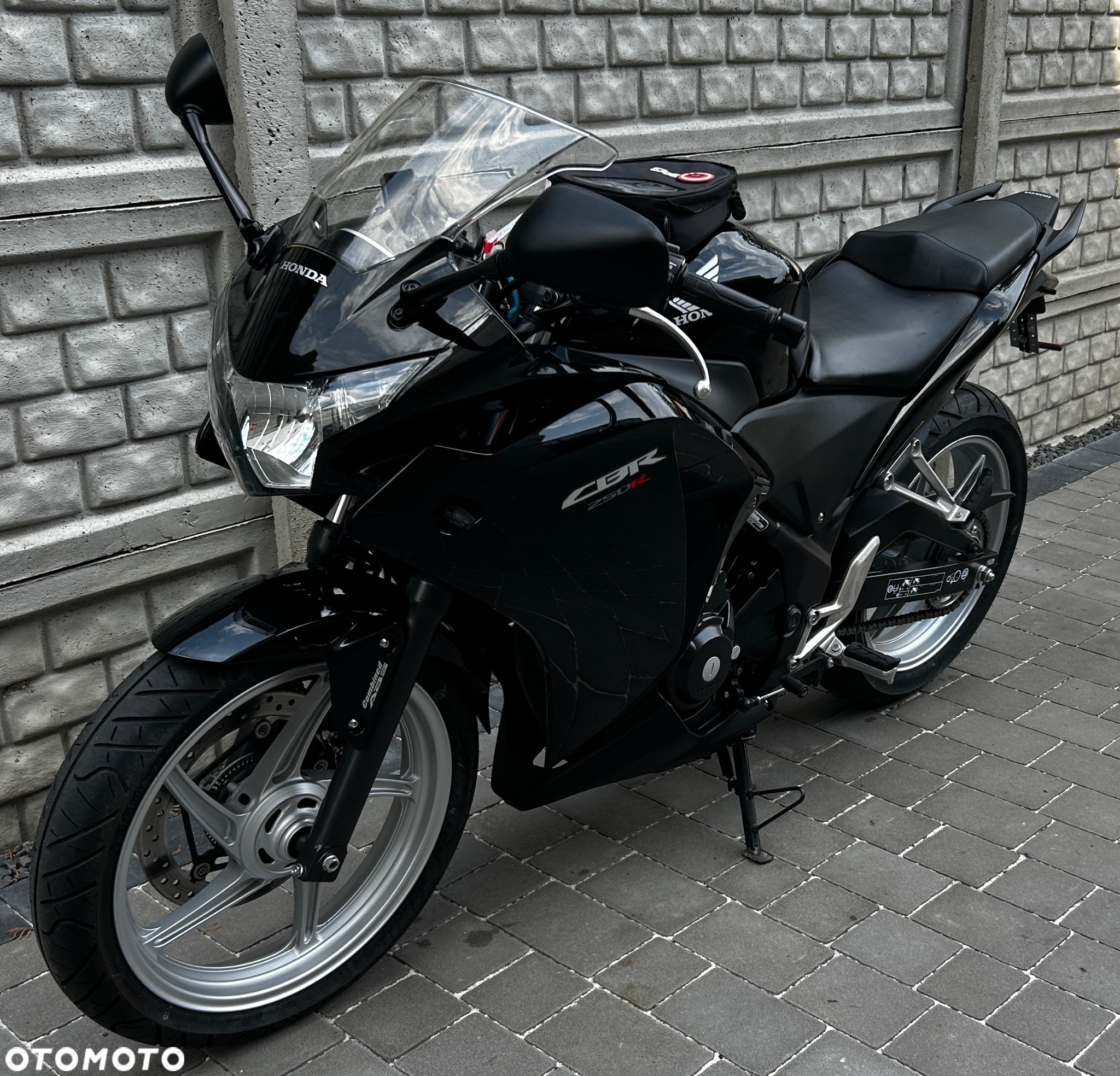 Honda CBR - 14