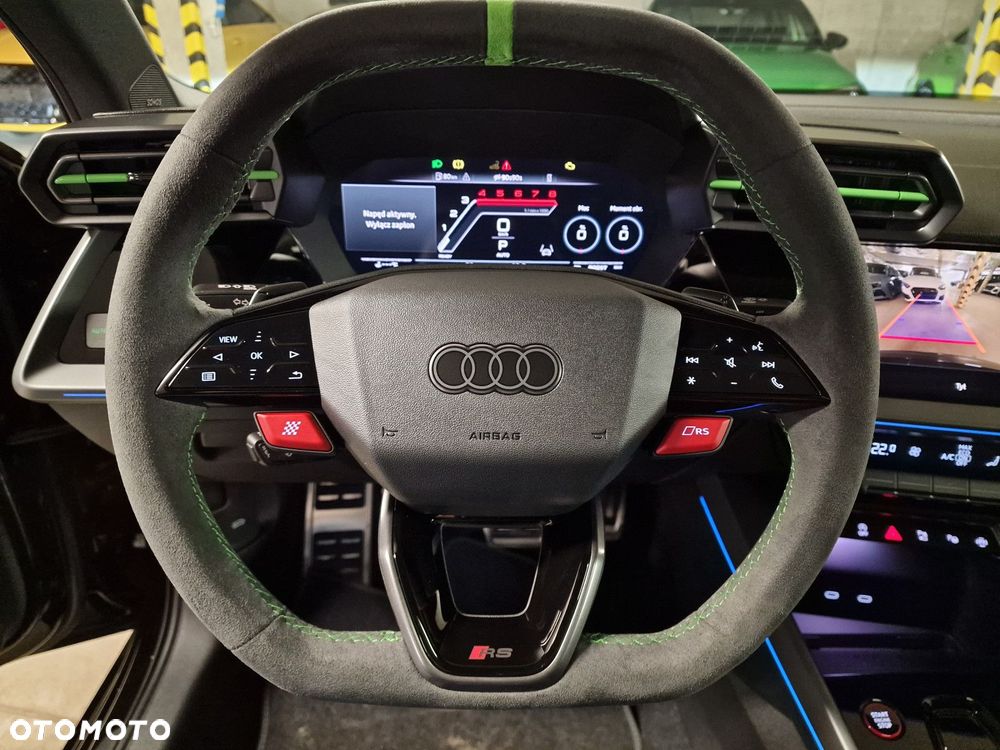 Audi RS3 Limousine - 19