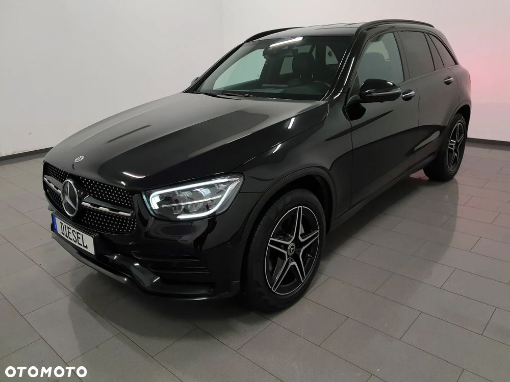 Mercedes-Benz GLC 300 d 4Matic 9G-TRONIC AMG Line Plus - 1