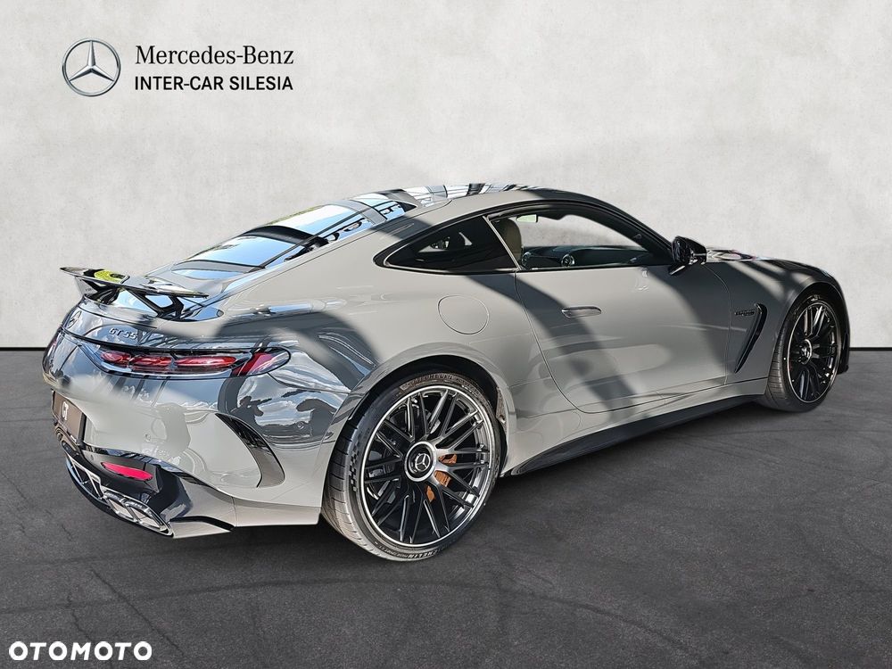 Mercedes-Benz AMG GT - 5