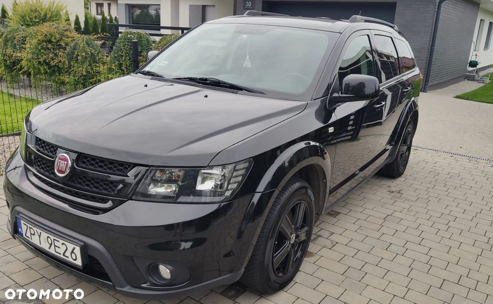 Fiat Freemont 2.0 Multijet Black Code AWD - 1