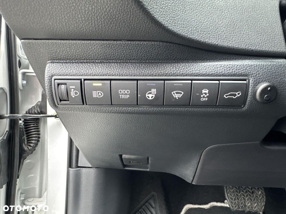 Toyota Corolla 1.8 Hybrid Style - 22