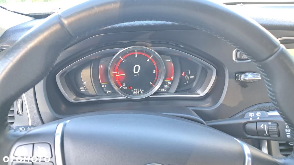 Volvo V40 D2 Drive-E Ocean Race - 6