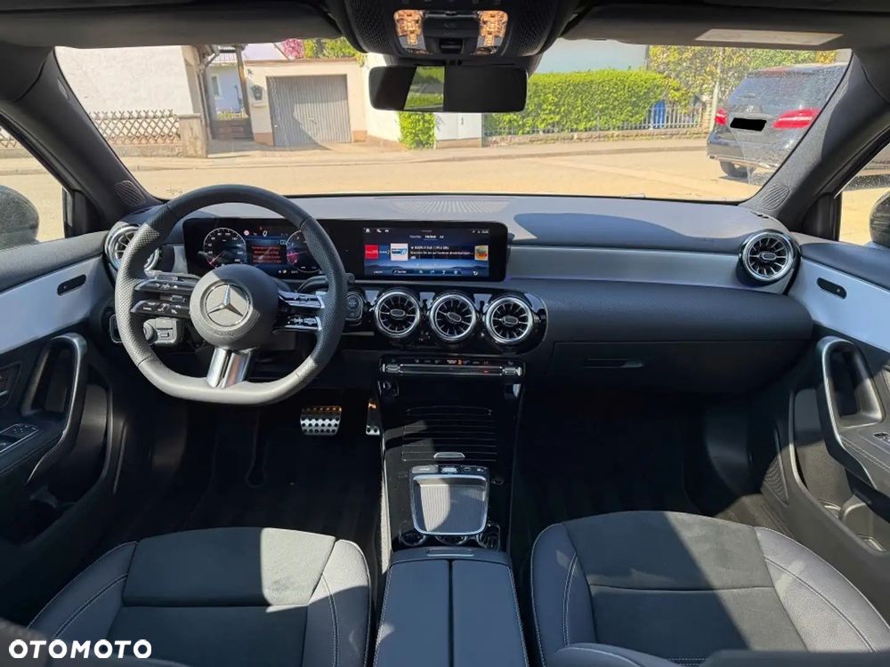 Mercedes-Benz Klasa A 200 AMG Line 7G-DCT - 6