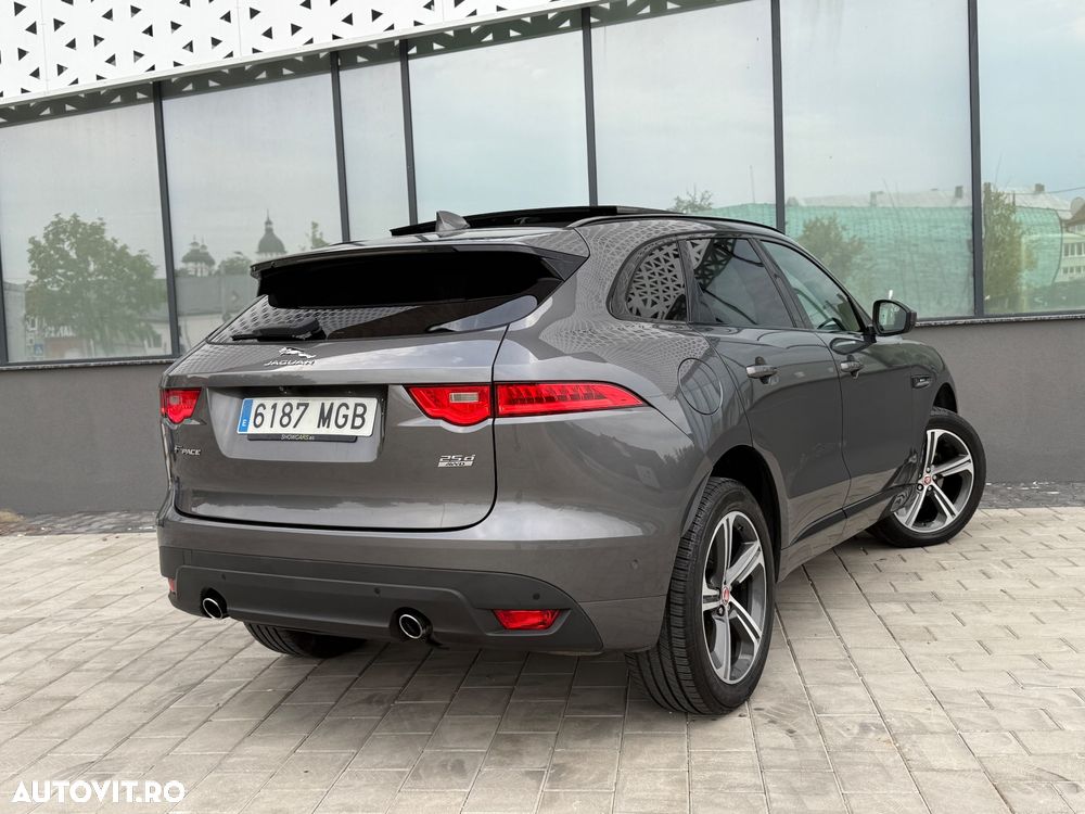 Jaguar F-Pace 25d AWD Aut. R-Sport - 3