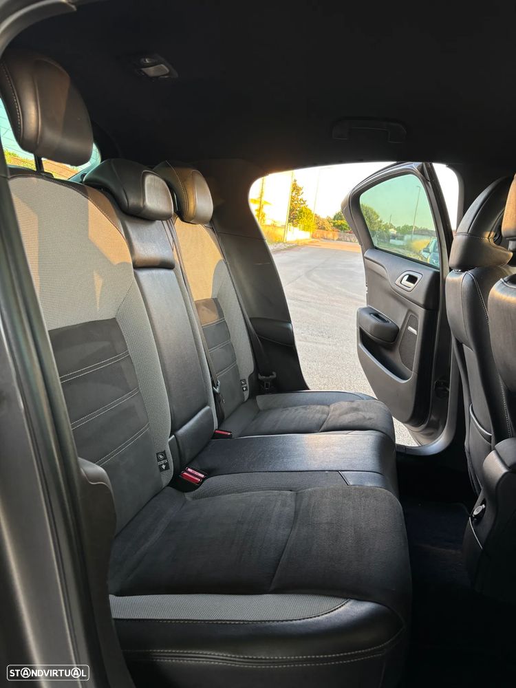 DS DS4 Crossback 1.6 BlueHDi So Chic - 10