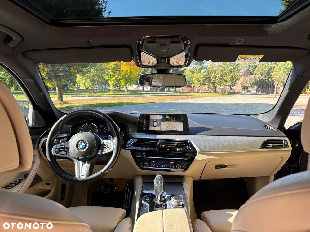 BMW Seria 5 540i xDrive M Sport sport - 28