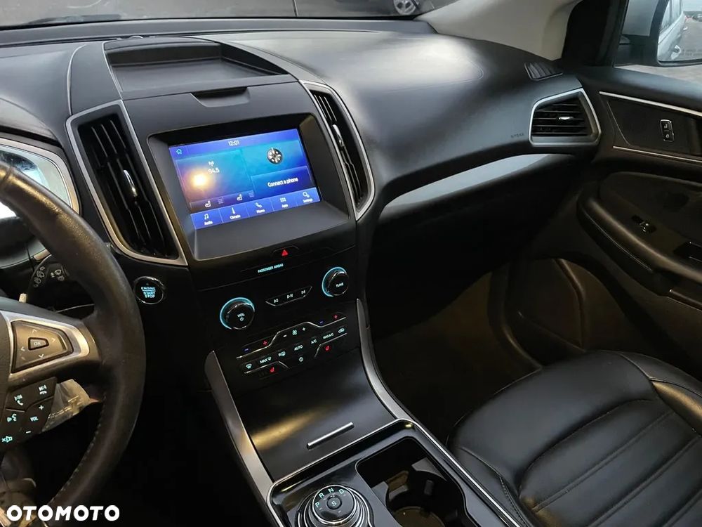 Ford Edge - 12