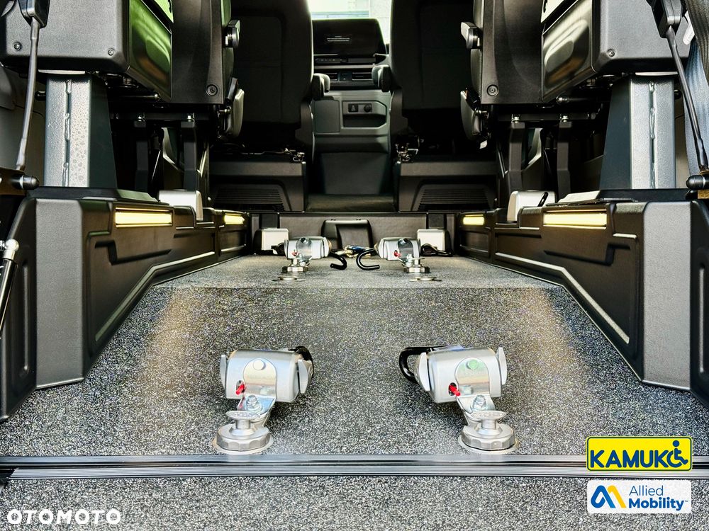 Ford Tourneo Custom 2.0 EcoBlue 320 L1 Titanium - 18