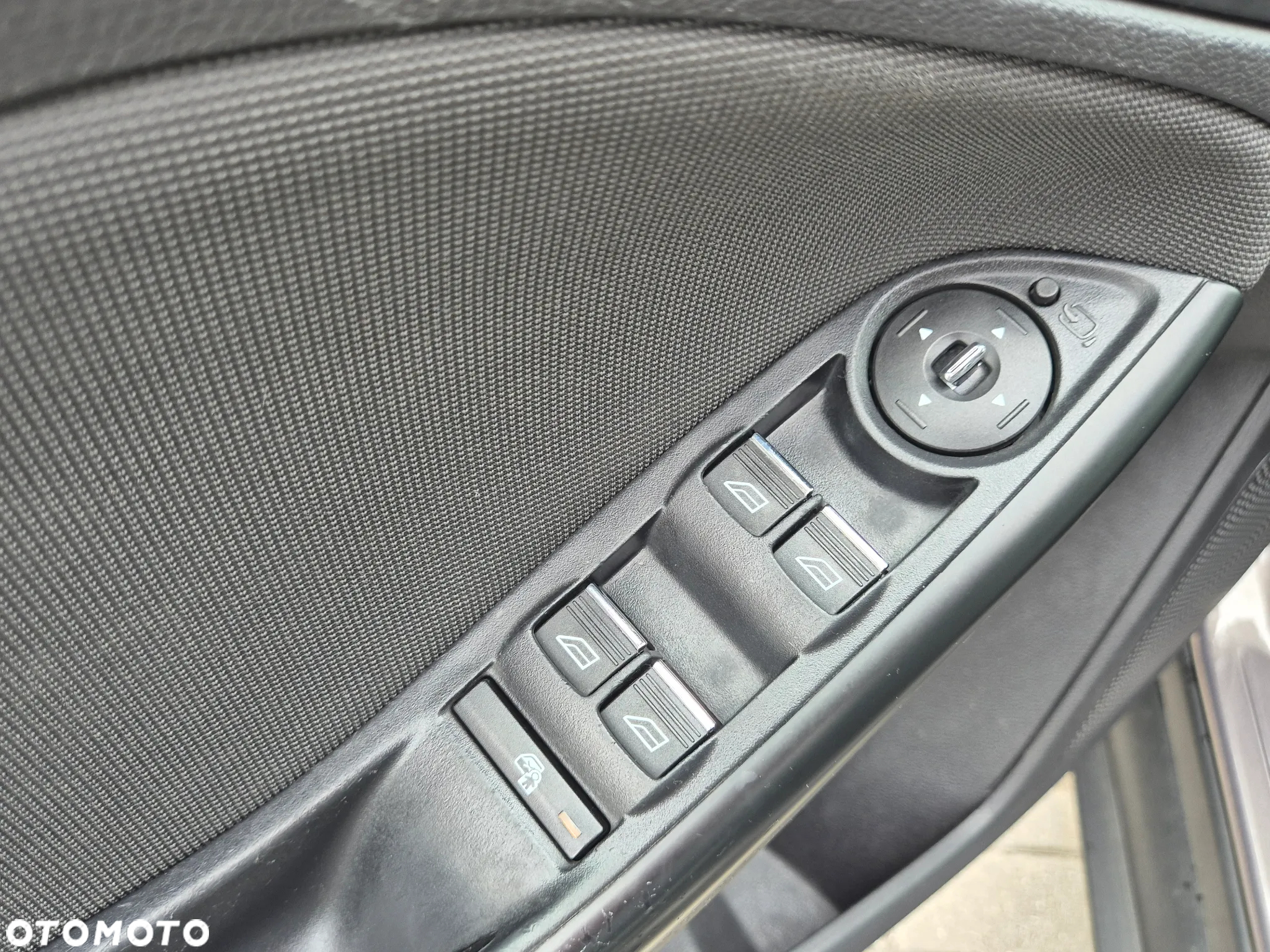 Ford Focus - 31