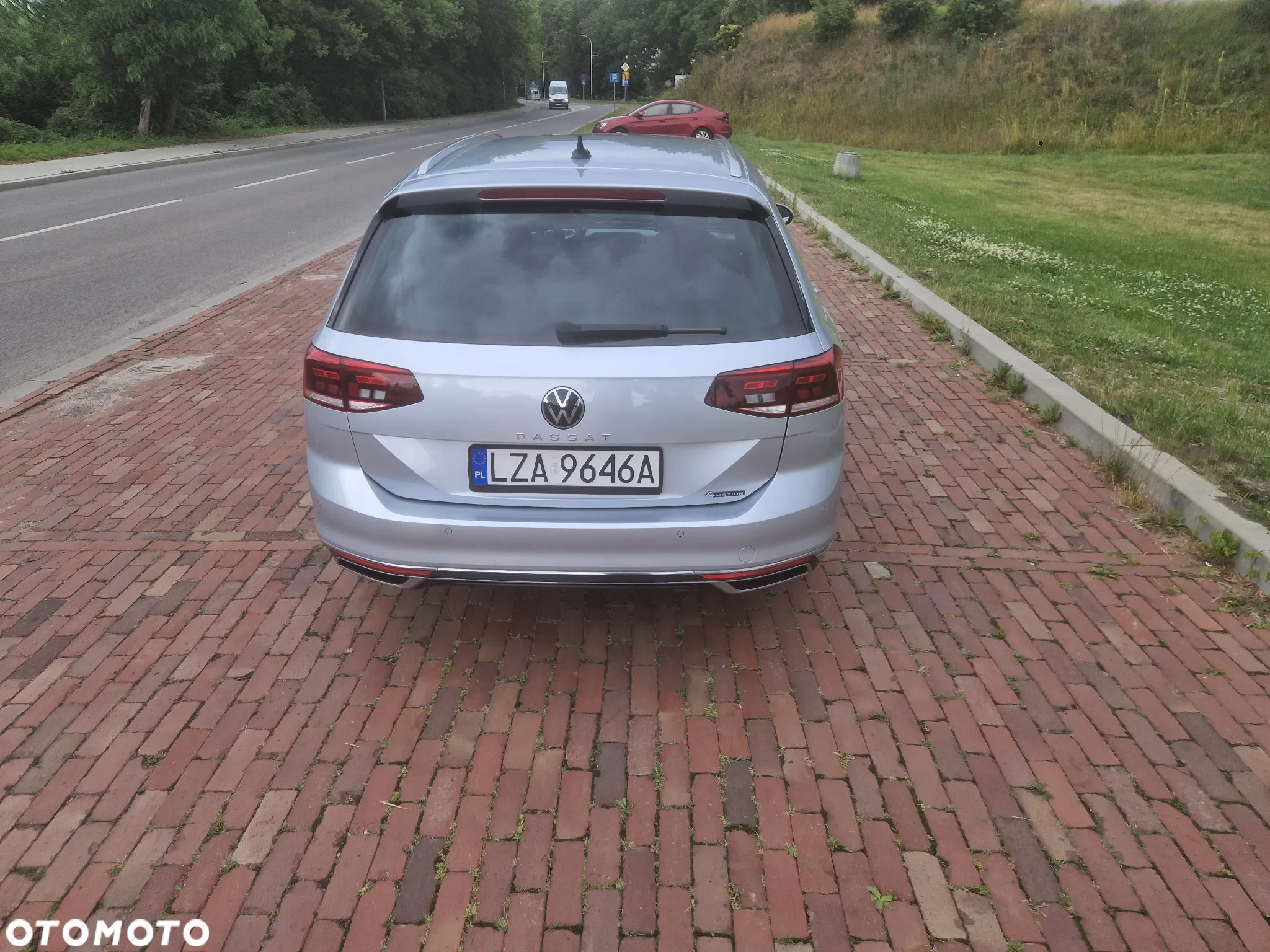 Volkswagen Passat 2.0 TDI 4Mot Elegance DSG - 14
