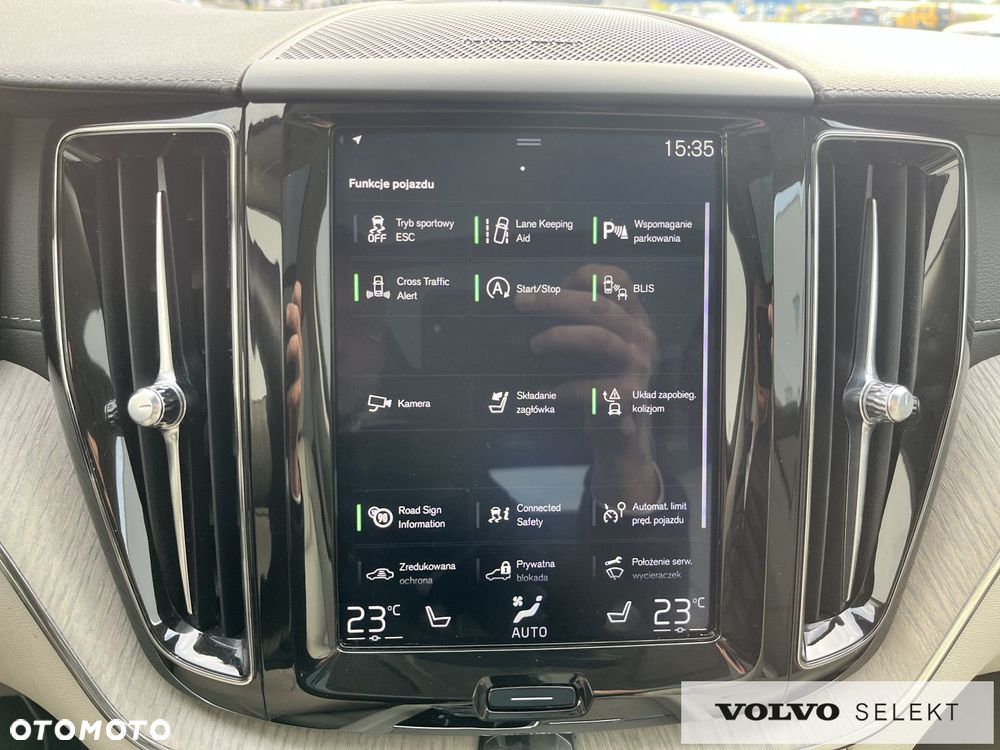 Volvo XC 60 - 22