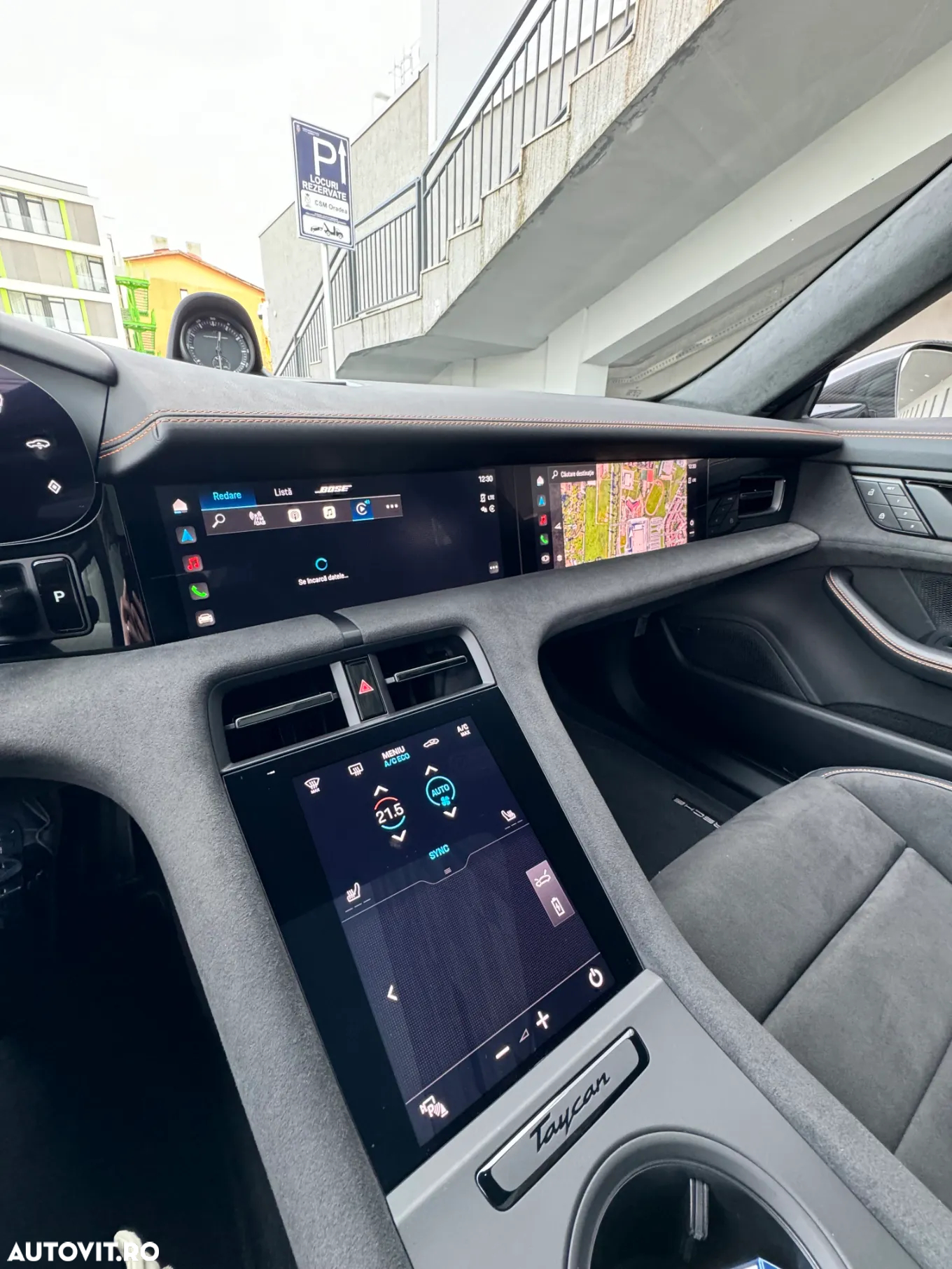 Porsche Taycan - 11