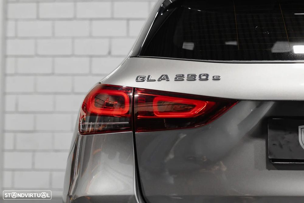 Mercedes-Benz GLA 250 e 8G-DCT Edition AMG Line - 24
