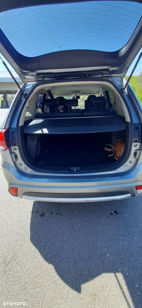 Mitsubishi Outlander 2.0 4WD Plus - 8