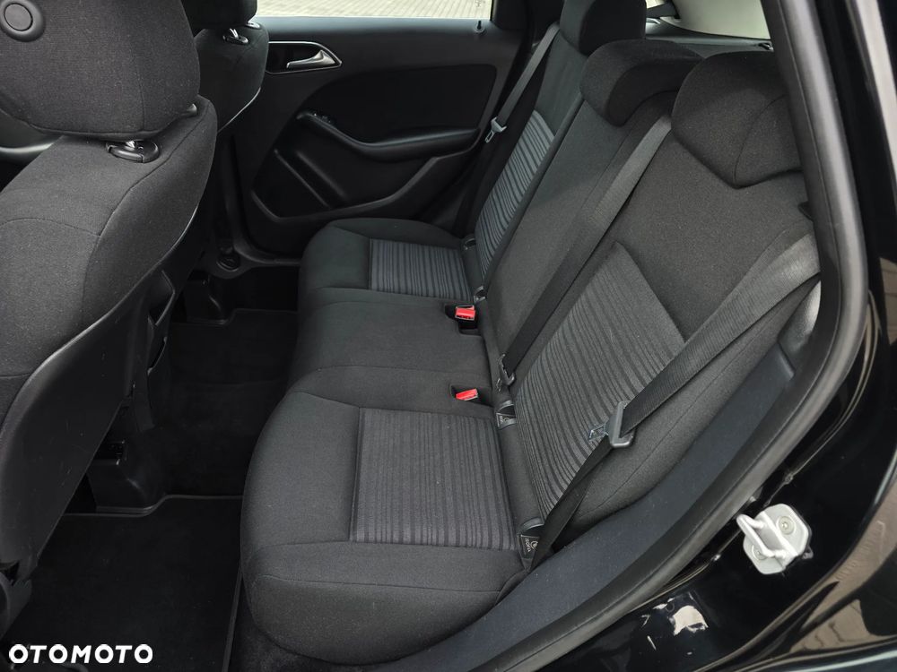 Mercedes-Benz Klasa B 180 CDI BlueEFFICIENCY Edition Style - 16