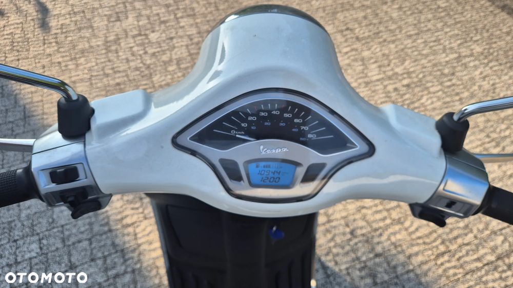 Piaggio Vespa - 5
