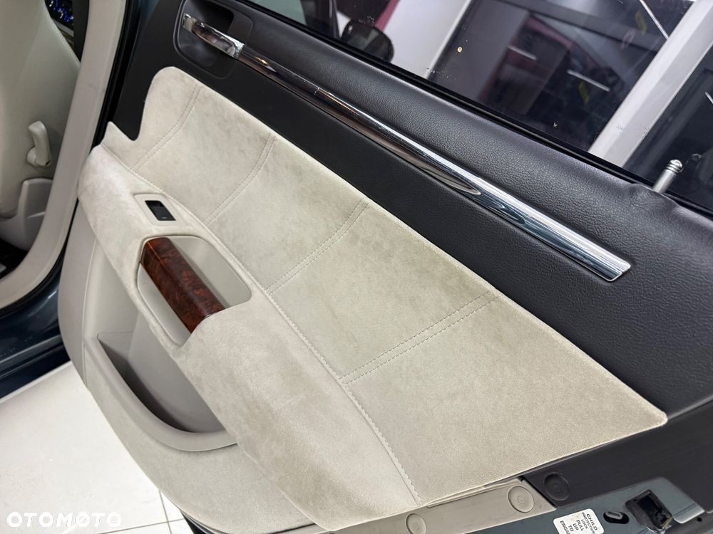 Chrysler 300C 3.0 V6 CRD - 7