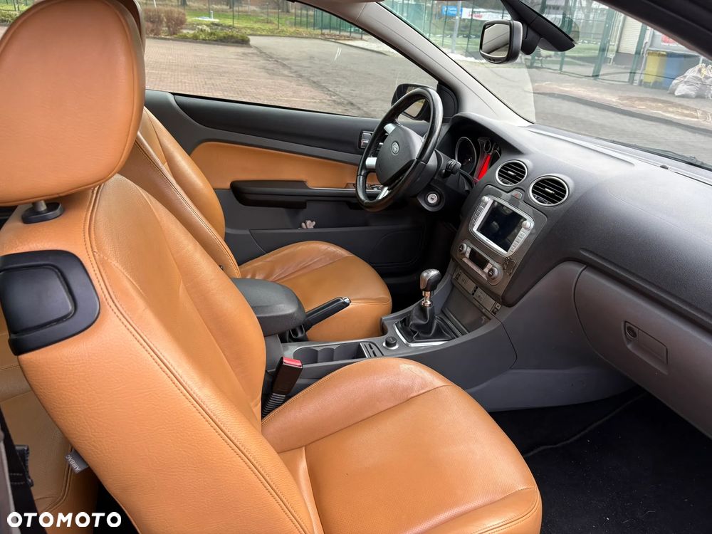Ford Focus - 8