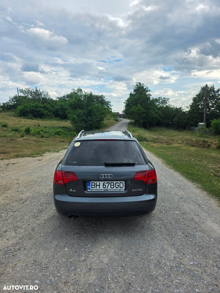 Audi A4 Limuzina 2.0 TDI - 4