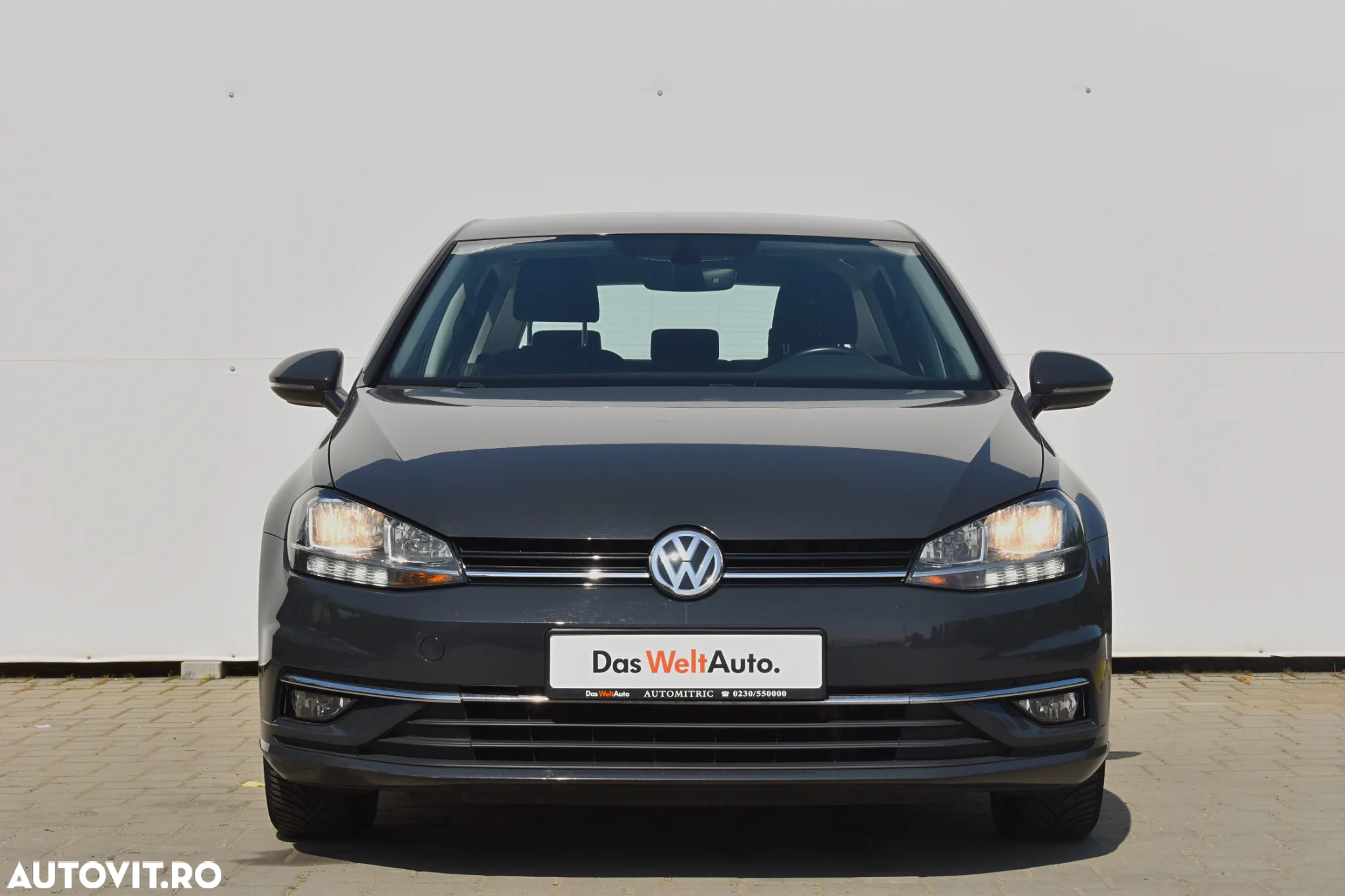 Volkswagen Golf 1.6 TDI Comfortline - 9
