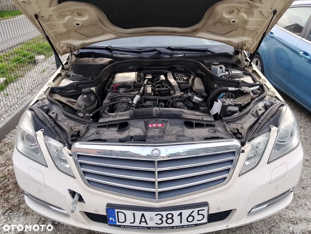 Mercedes-Benz Klasa E - 16