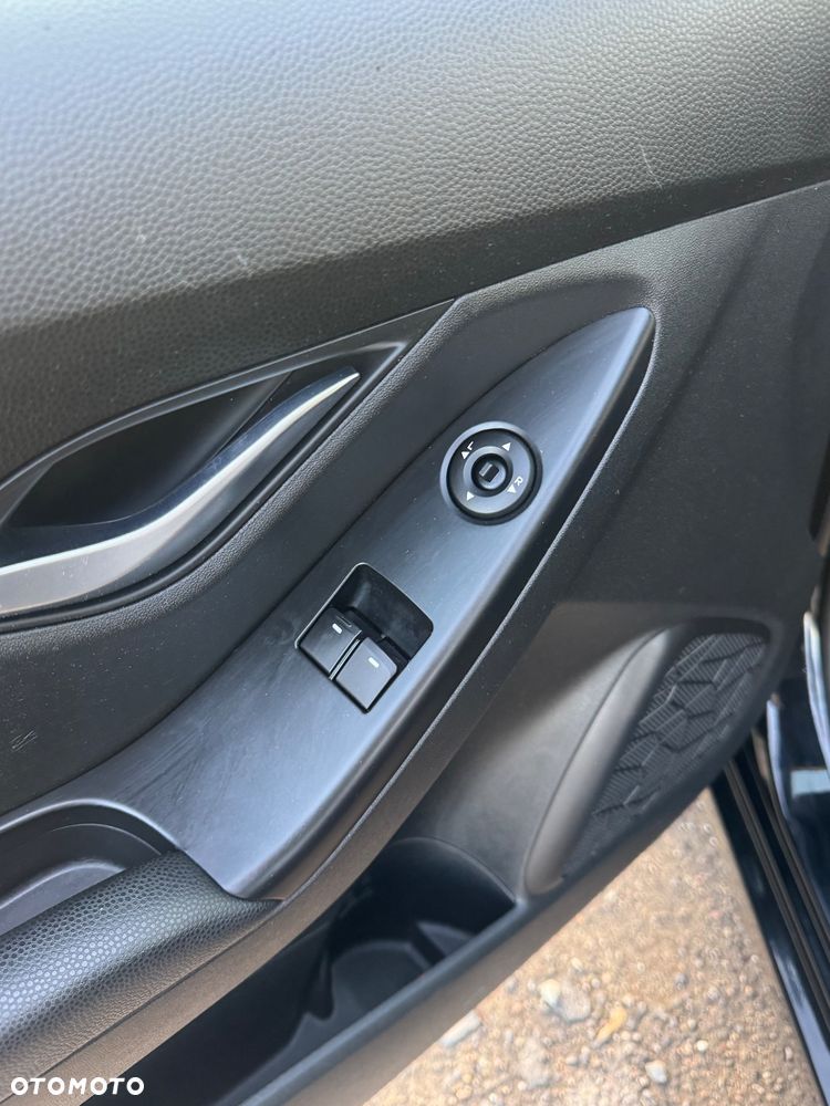 Hyundai ix20 1.4 Comfort - 21