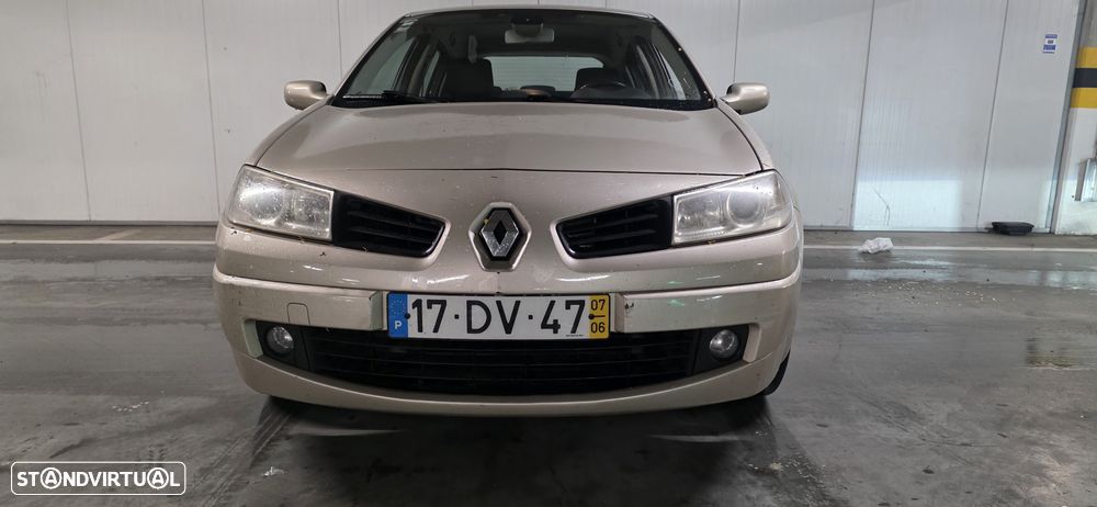 Renault Mégane 1.5 dCi Dynamique Luxe - 24