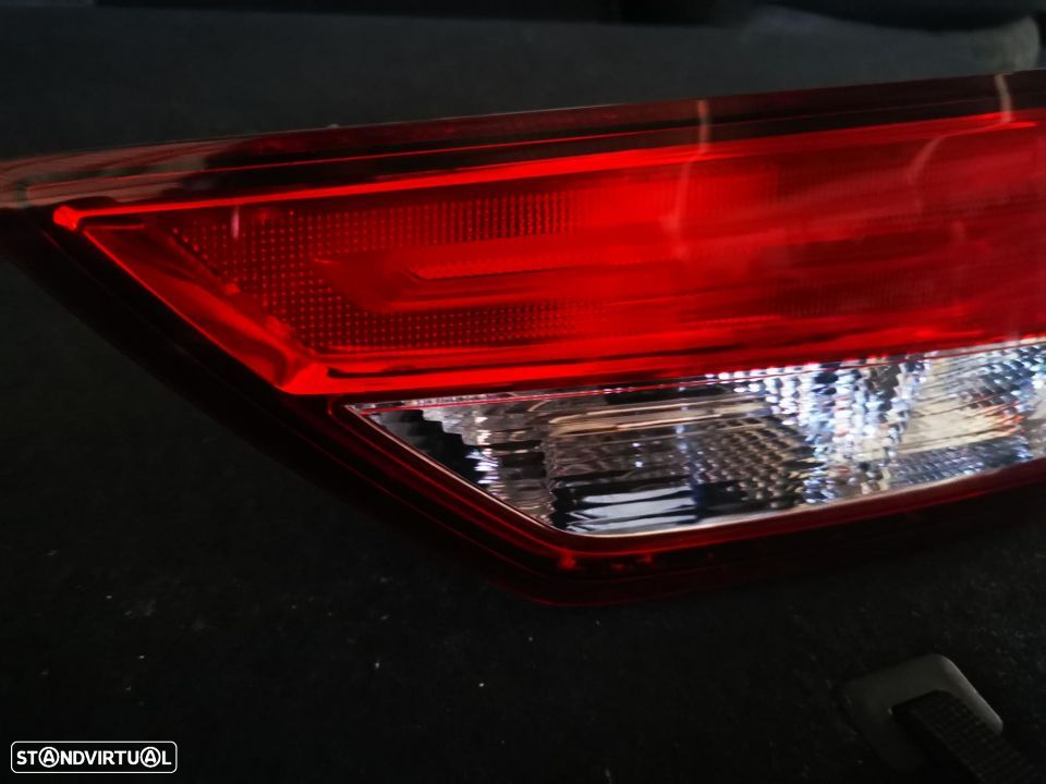 SEAT LEON 5F ST CARRINHA FAROLIM MALA DIREITO FT098 - 2