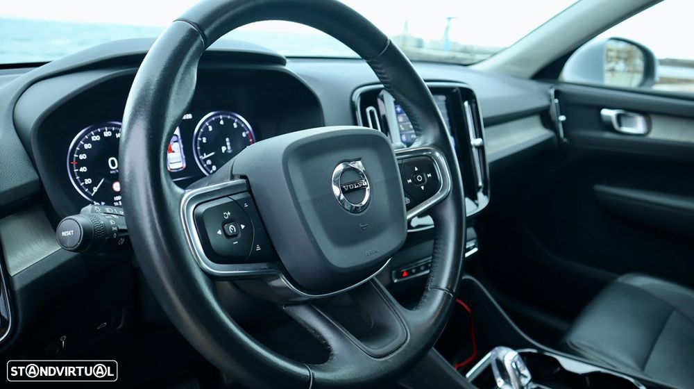 Volvo XC 40 1.5 T3 Inscription Geartronic - 26