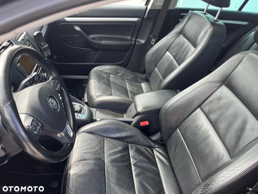Volkswagen Golf 2.0 TDI DPF DSG Highline - 15