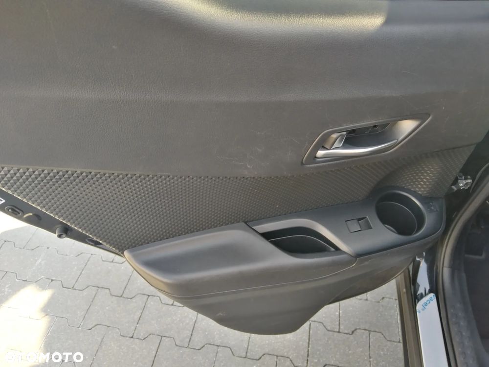 Toyota C-HR - 10