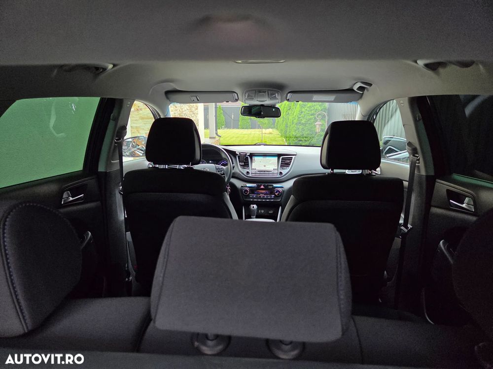 Hyundai Tucson 2.0 CRDI 4WD 6AT Premium+ - 9
