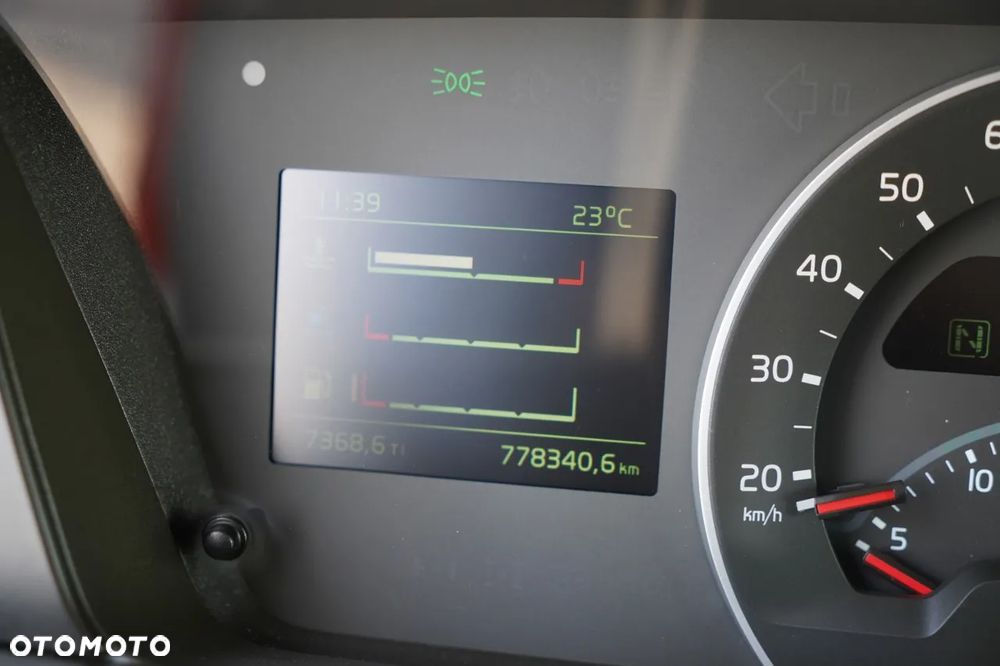 Volvo FH 460 / Firanka 7,7m  / I-SAVE / KLIMA POSTOJOWA / OŚ PODNOSZONA I SKRĘTNA / 2021 ROK / - 36