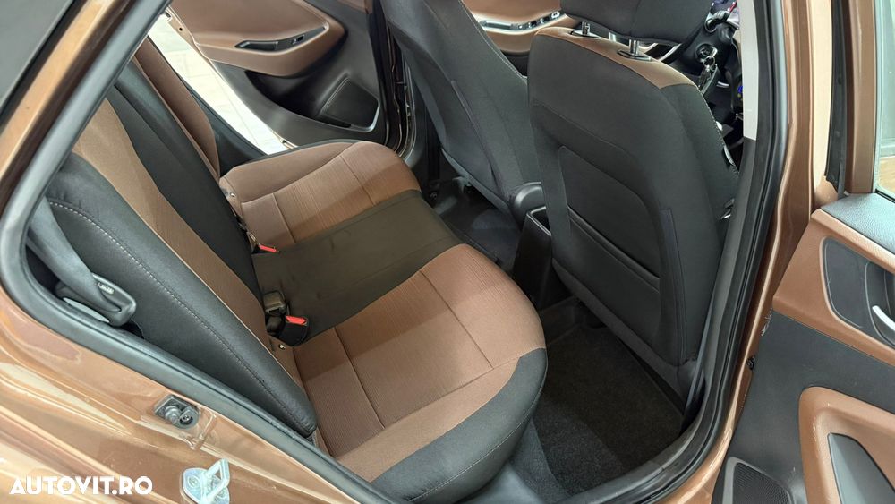 Hyundai i20 - 9