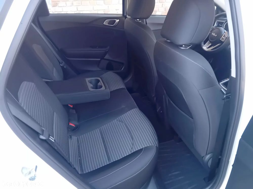 Kia Ceed 1.5 T-GDI L - 22