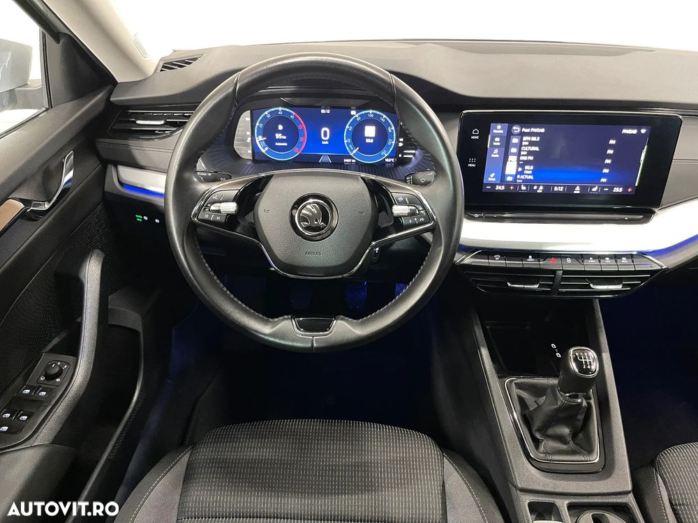 Skoda Octavia 2.0 TDI Clever - 6